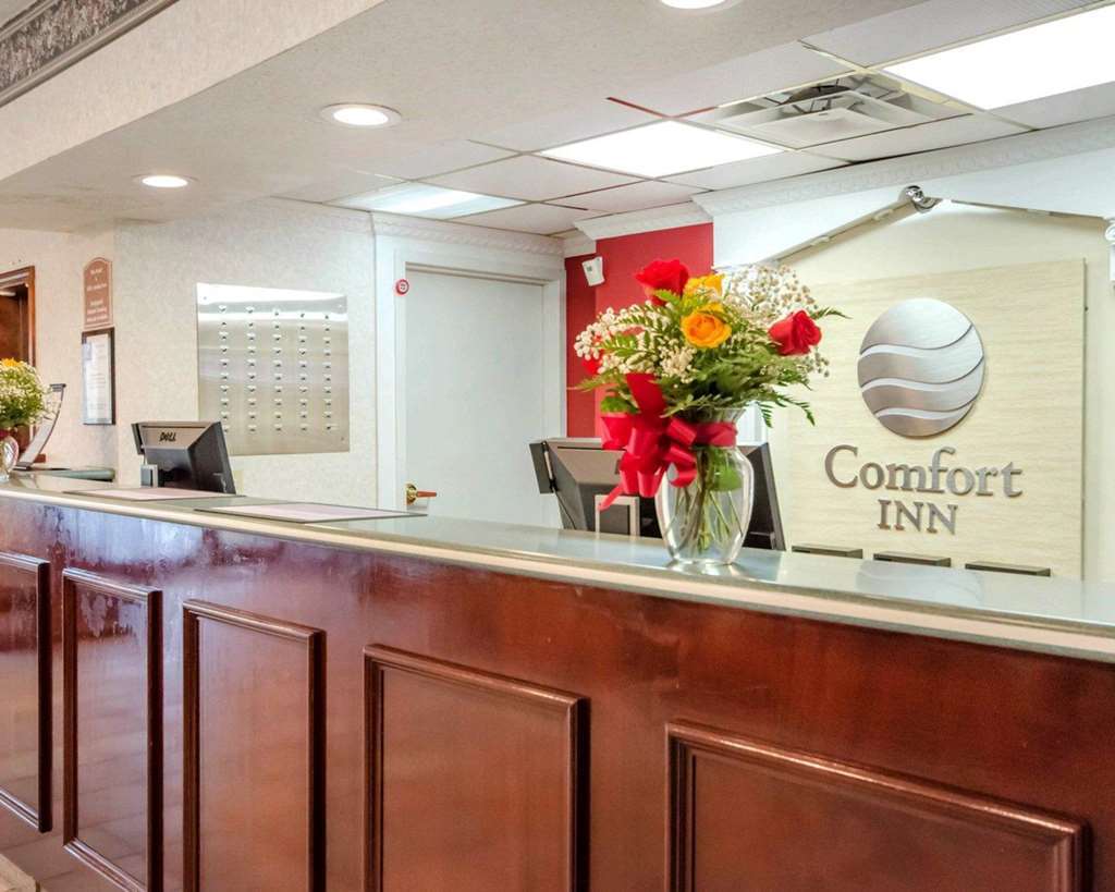 Comfort Inn Bardstown Beltér fotó